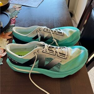 New Balance FuelCell SuperComp Elite v4